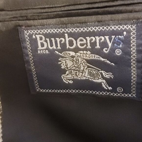 Burberry's vintage plaid blazer - Picture 11 of 16